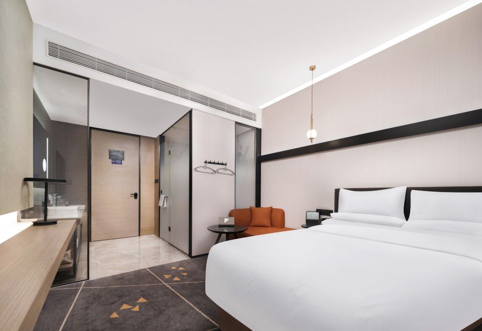 静享愉梦大床房（梦百合零压床垫+智能客控+无痕投屏）