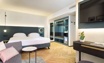 LUGANODANTE - We like you - Housity