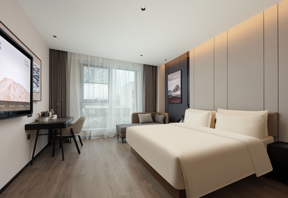 Superior Queen Room