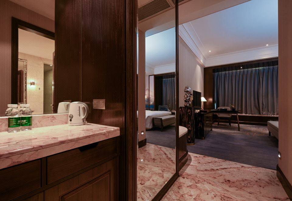 Chateau Star River QingdaoSuperior City-view Double Room