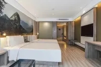 Atour Hotel (Tianshui South High-speed Railway Station Shengda Plaza) Hotels in 