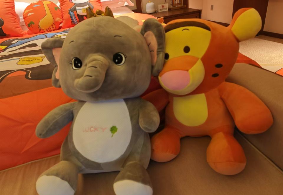 Arcadia Hotel PuyangLongshan Garden Family Room (Little Prince Panda)