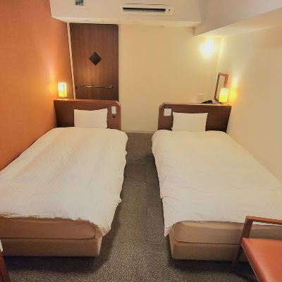 禁煙ツインルーム（バスタブなし） 天然温泉　紀州の湯　ドーミーインＰＲＥＭＩＵＭ和歌山 クーポン