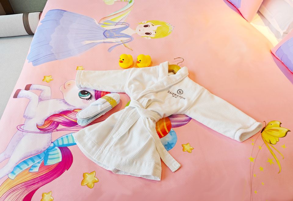 Sheraton Hotel KaifengStudio Children's Themed Suite