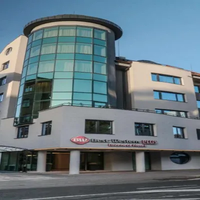 Best Western Plus Lozenetz Hotel Hotels near ThaimOut