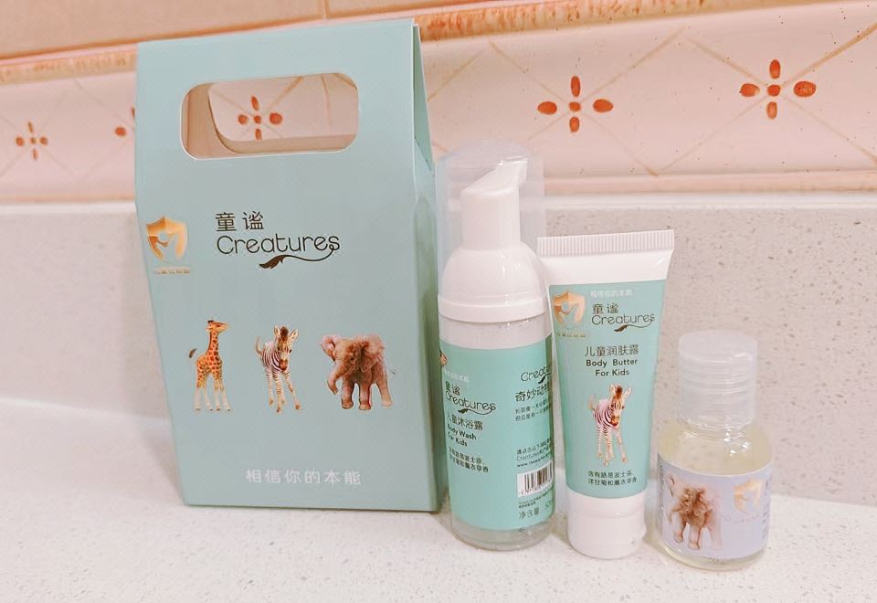 歡樂親子套房（洗烘一體機+衞洗麗+浴缸）