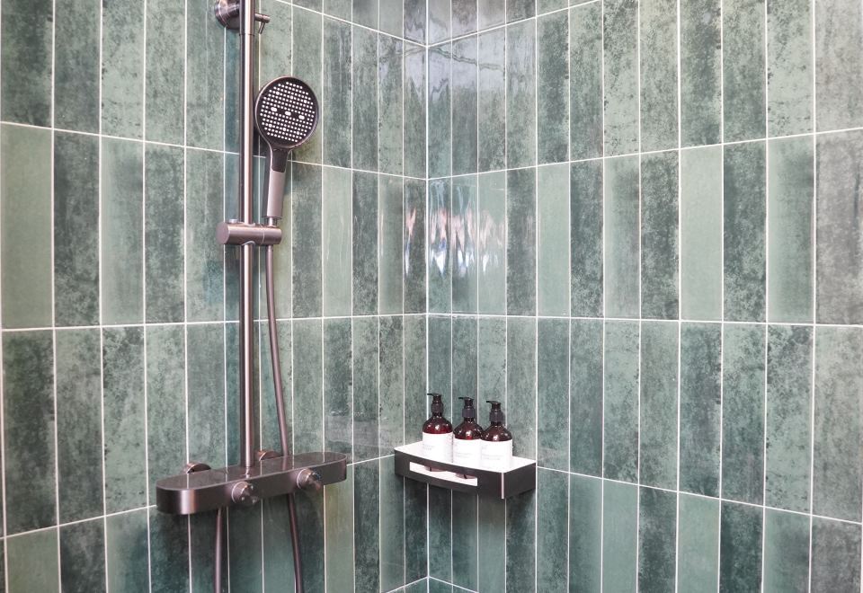 峽谷謐境·全景浴缸大床房