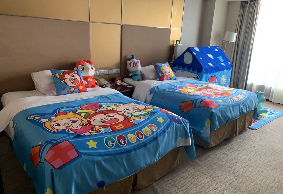 猪猪侠高级双床房