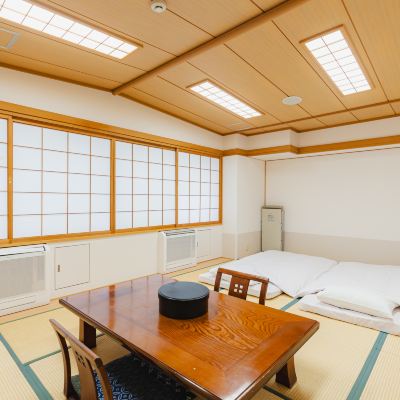 和室 フォーレスト本郷 クーポン