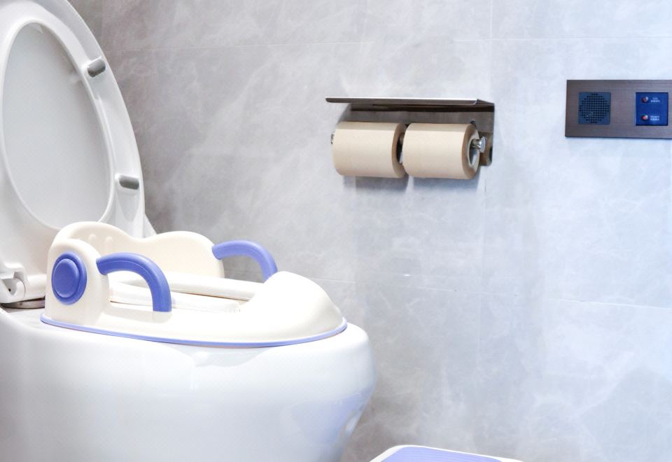 親子大床房（遨游太空）