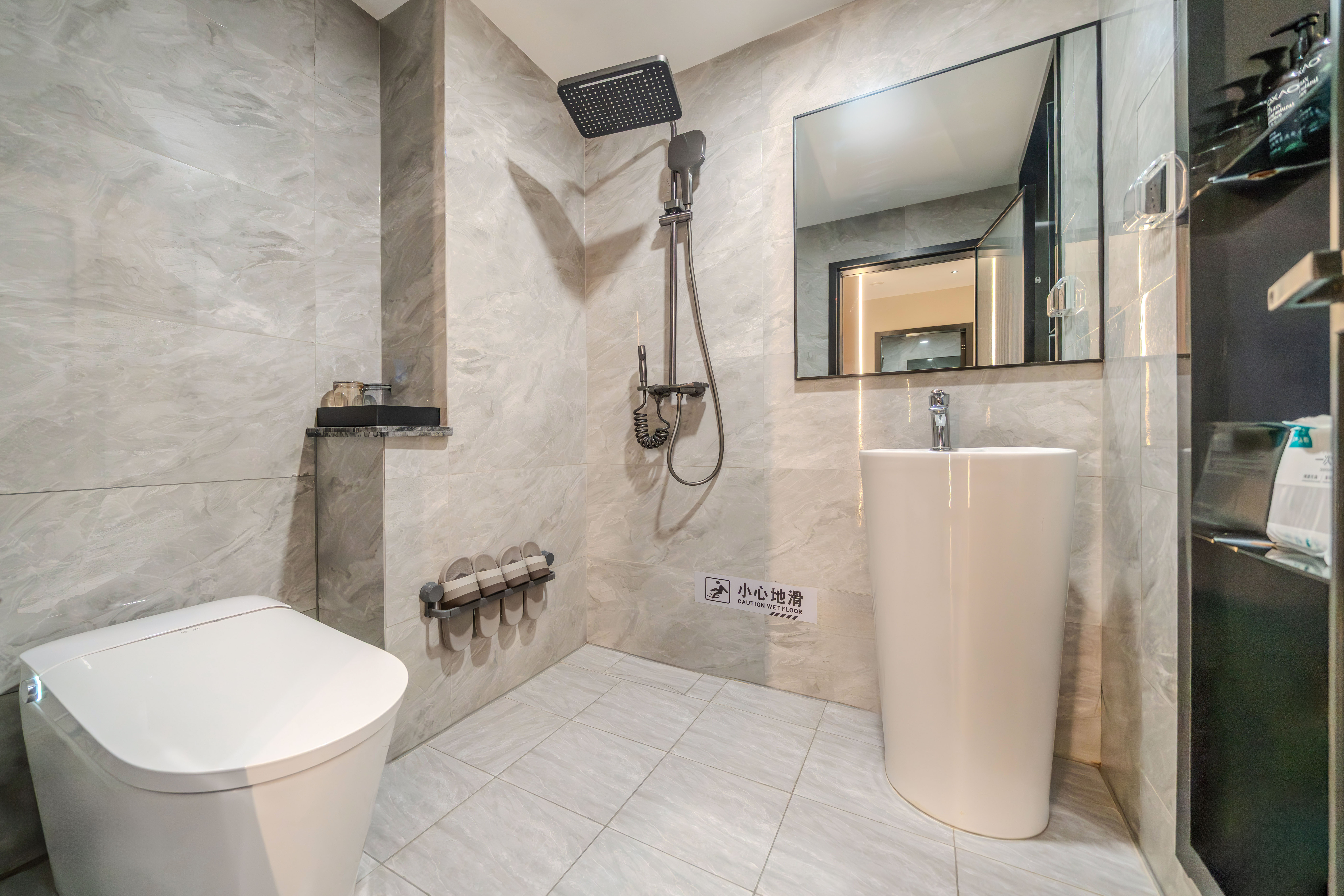 轻享标准间（智能客控+投屏+智能马桶+采光通透）