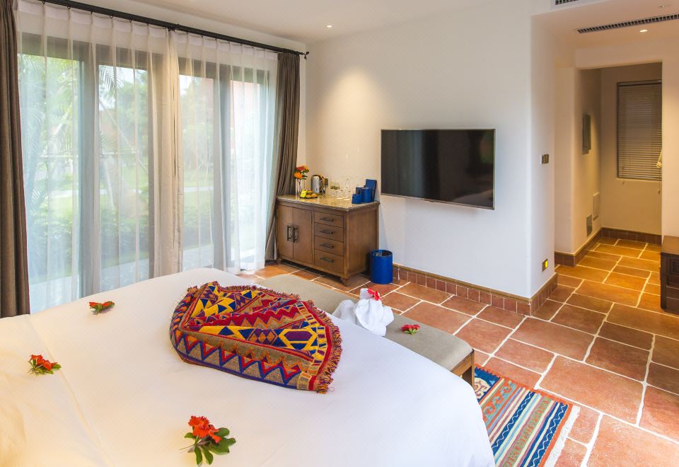 Xikang Yunshe Wellness & Resort HainanMoroccan Red Villa King Suite