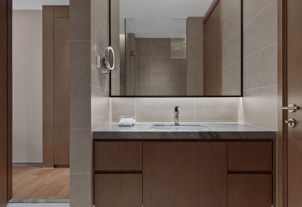 Dongguan Marriott HotelTwo Bedroom And Living Room Apartment