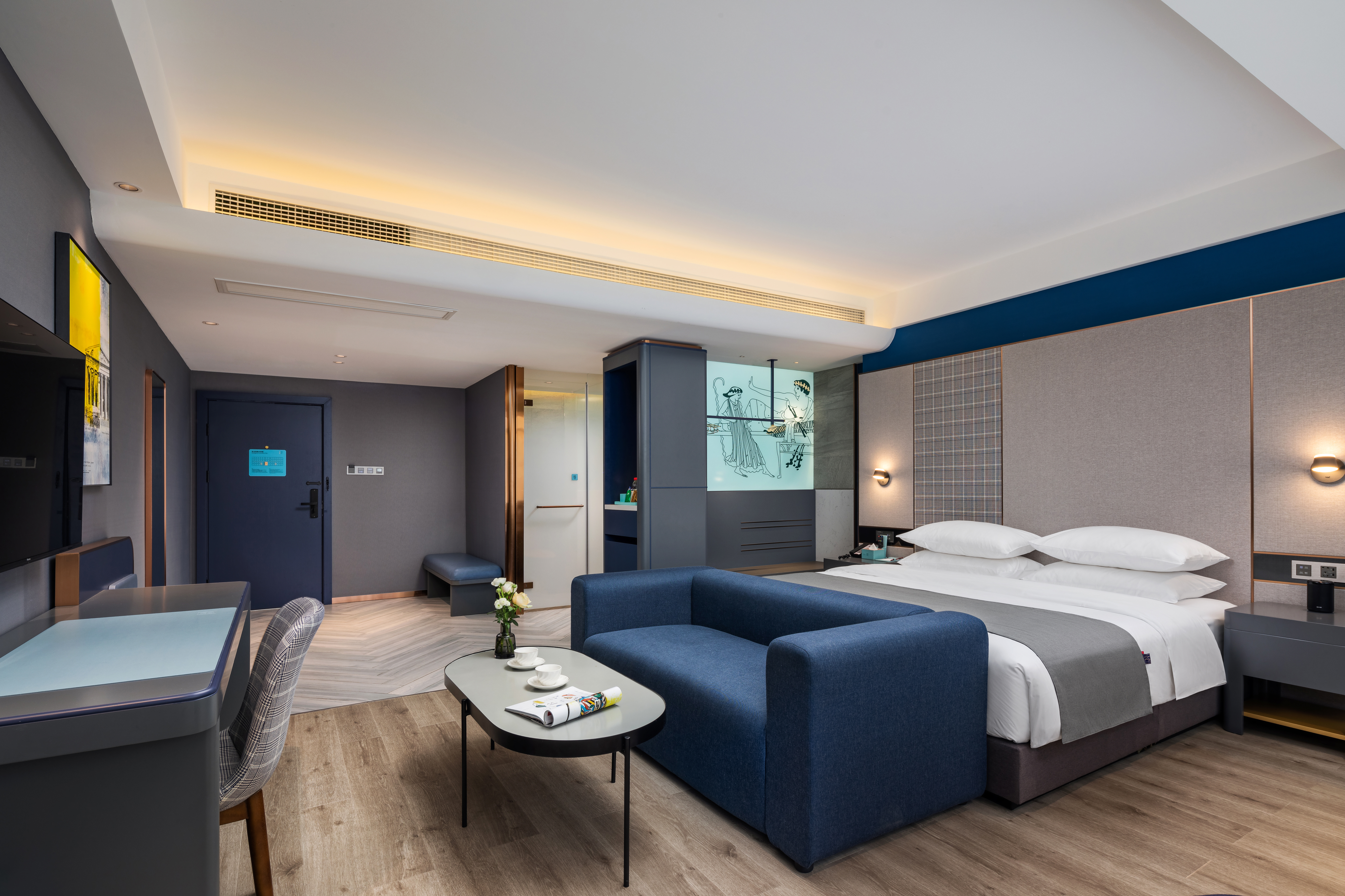 商务豪华大床房丨独立茶盘+Mini小冰箱+软卧沙发