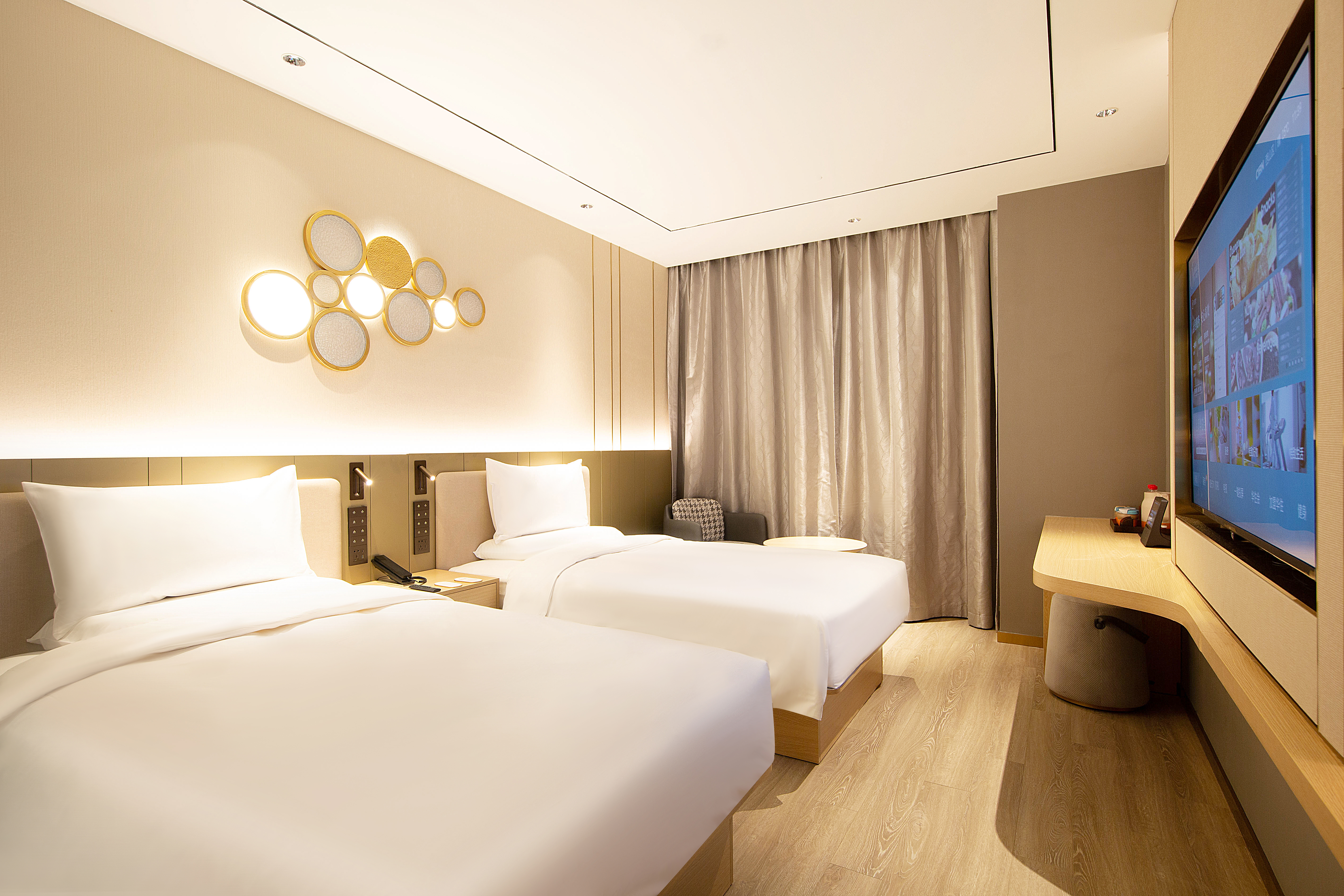 月若流金双床房（65寸投屏|冰箱|桔子精油洗护）