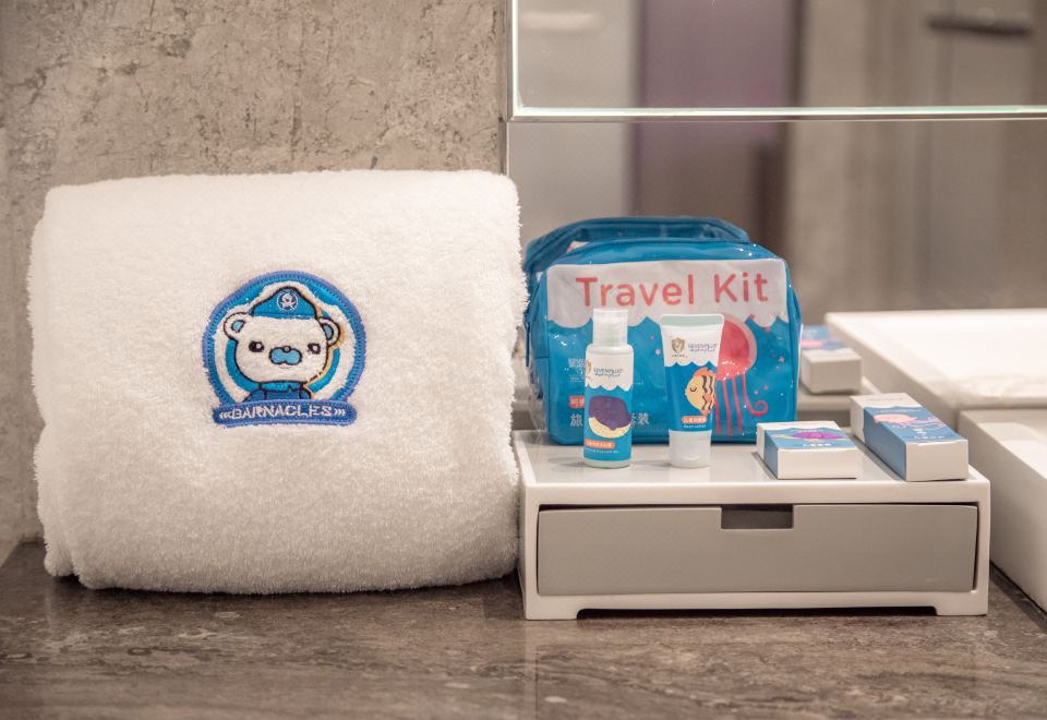 海底小縱隊豪華親子主題大床房