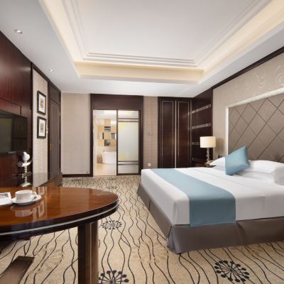 一廳一室·甄選大床套房（配功夫茶茶具） 韶關碧桂園太陽城酒店（高鐵站店）優惠