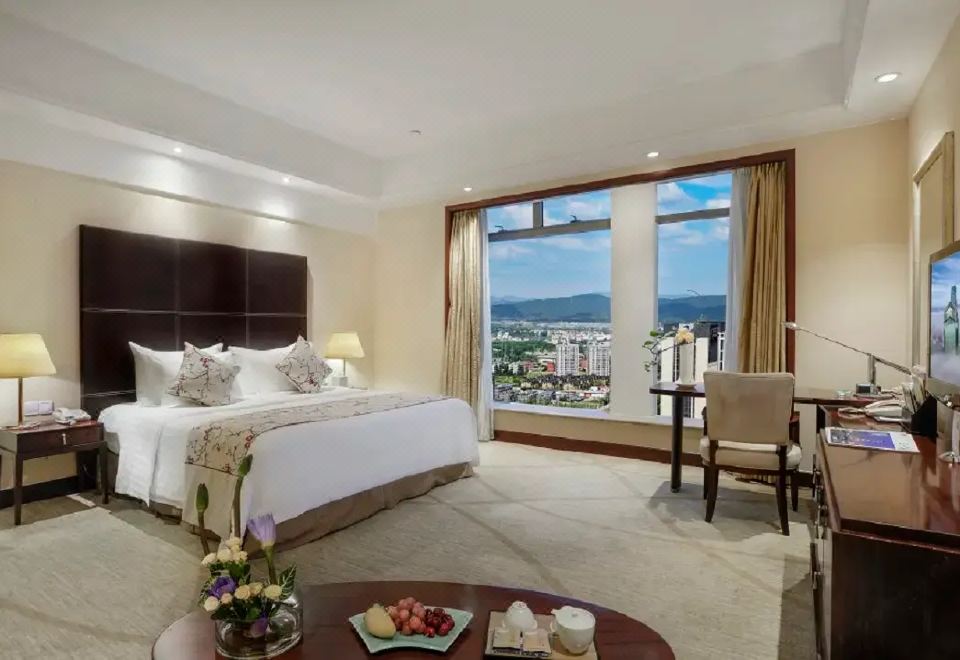 Yaojiang New Century Grand HotelFeatured Executive Room - City-View (Double Bed)