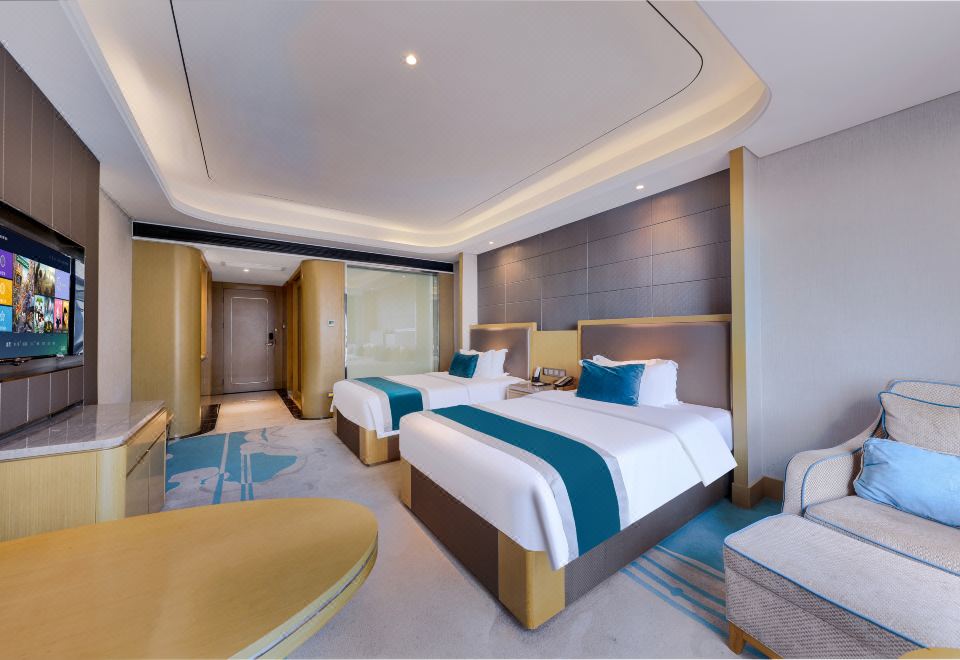 Yuanling Huixin Lijing HotelSuperior Twin Room With Large Panoramic Window And Large Space Of 50 Square Meters