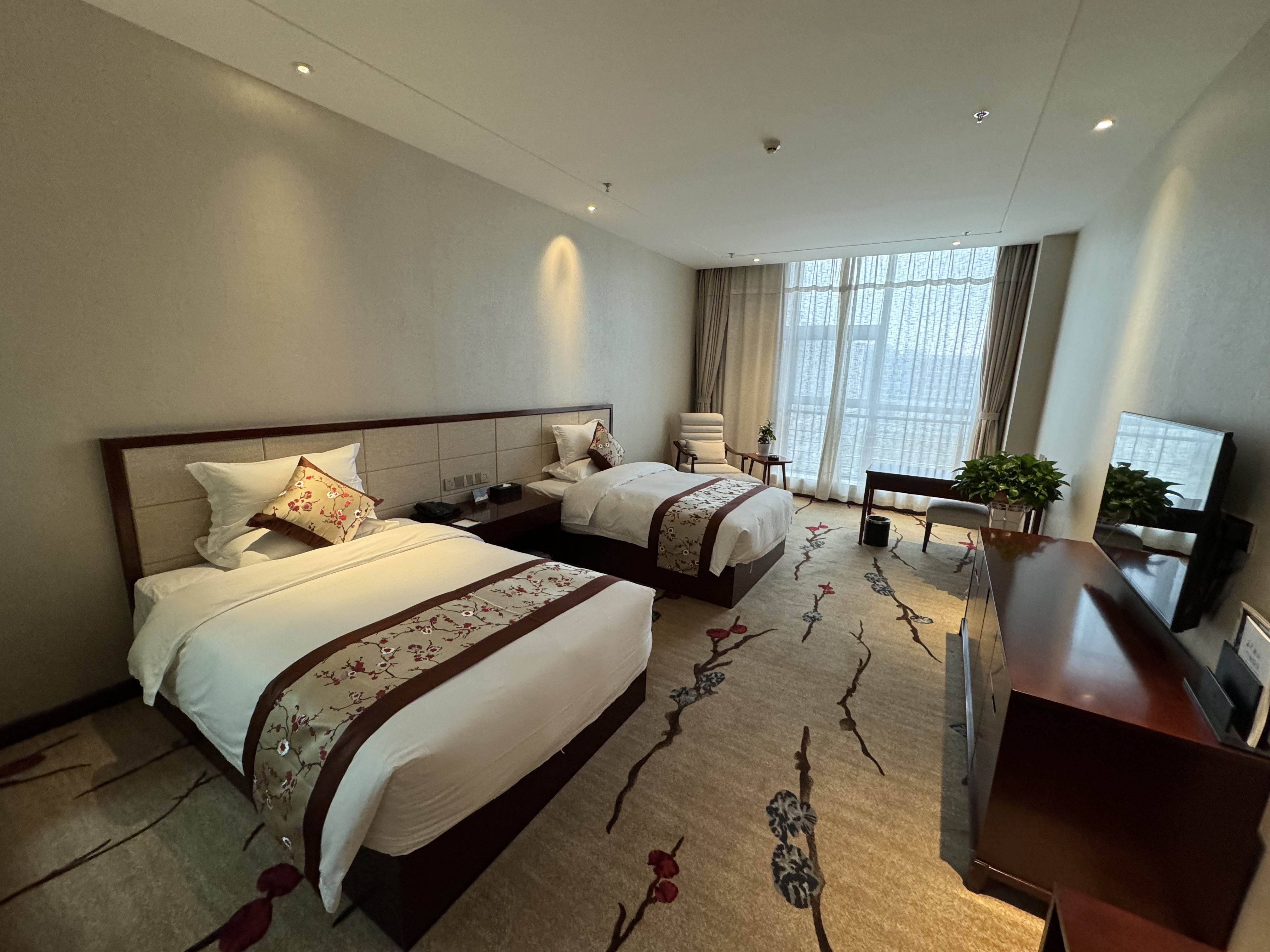 行政轻享双床房