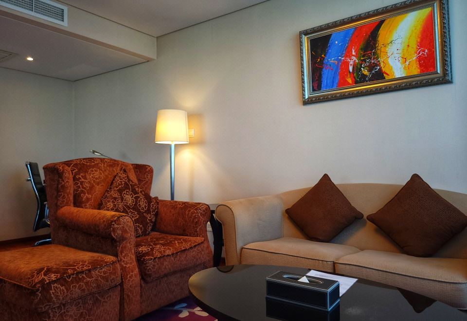 Hua Bin International HotelSuite With View