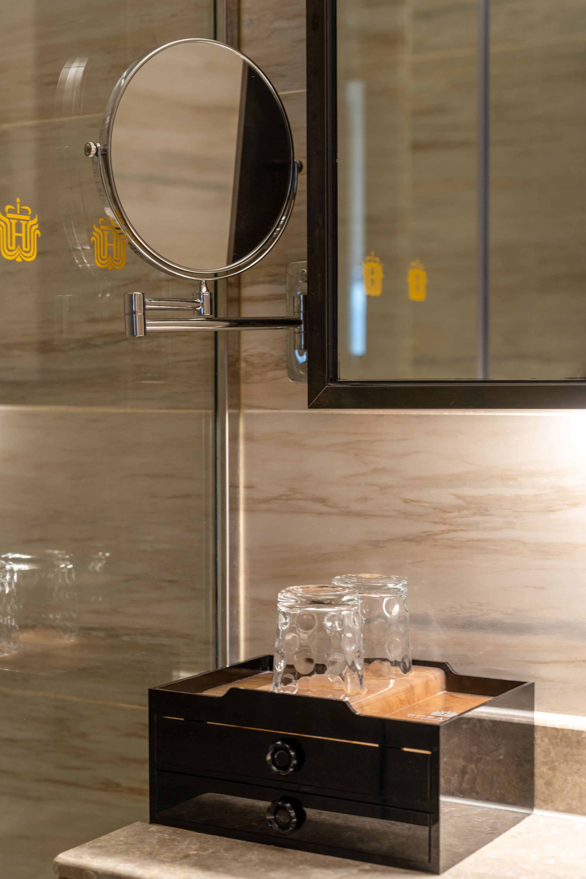 巴黎商務套房·靜謐會客廳·潤境加濕器