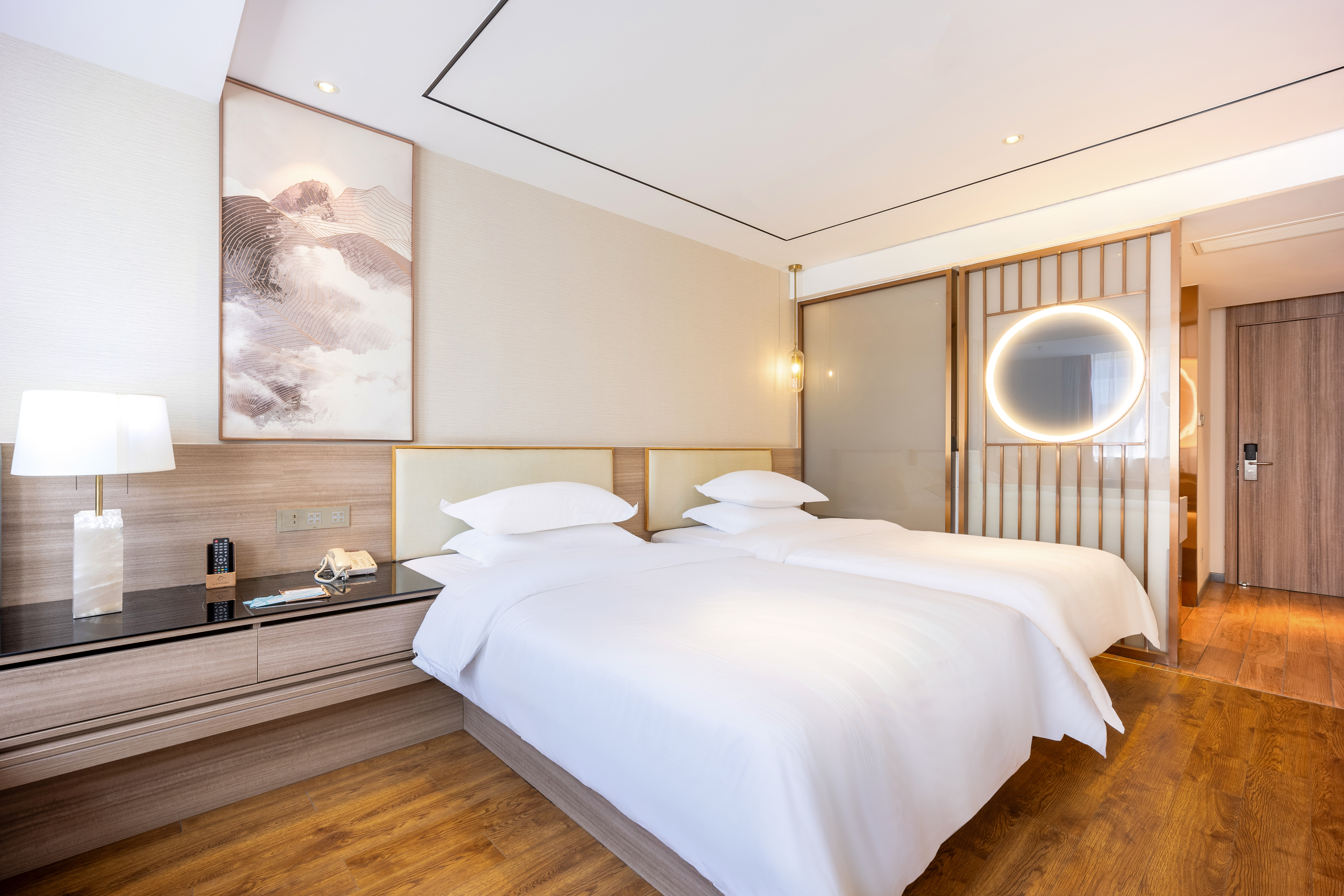 行政双床房（喜临门床垫+智能马桶+挂烫机+小冰箱）