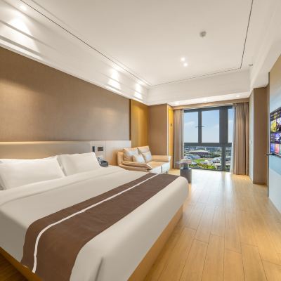 日月貝景觀大床房（遠觀日月貝欣賞日出） 斯米萊酒店（優特滙店）優惠