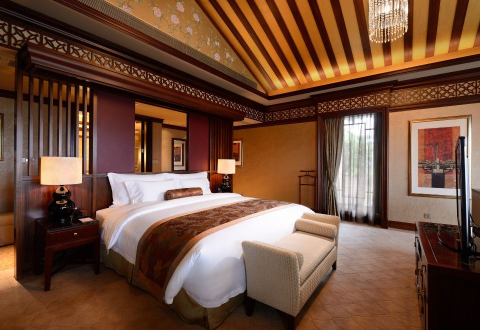 Imperial Springs GuangzhouRiverside Double Bed Room