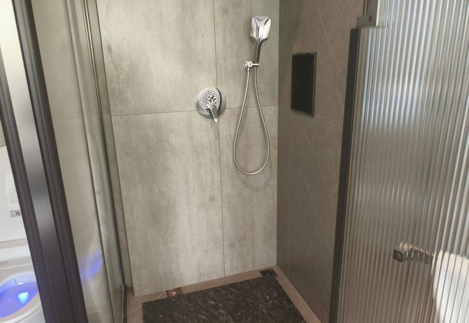 Wyndham Grand Plaza Royale Fengshun Hot Springs ResortHot Spring Room (2 Beds) (Soaking Tub)