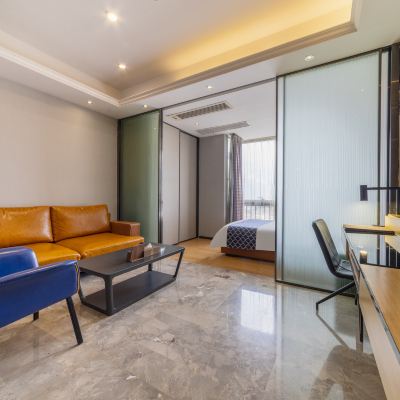 尊榮遠景大床套房（自帶廚房和洗衣機） 諾盟國際公寓（廣州北京路捷登都會店）優惠