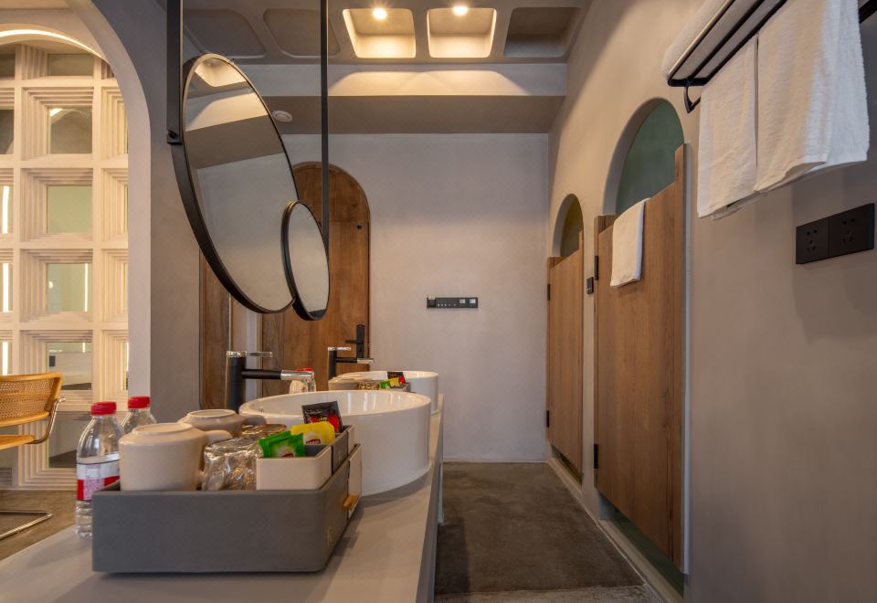 好友歡敍藝術房（6床）