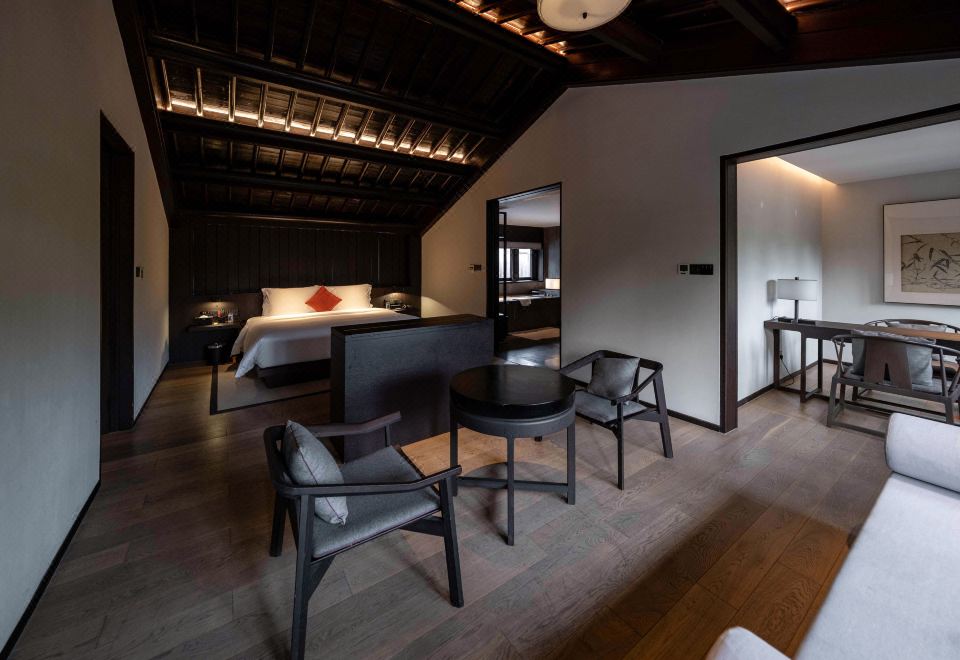 豪华复式庭院家庭套房B