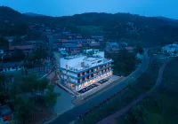 MUNI Muni · Dongjiang Lake Vacation Apartment