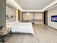 Chuanqi Hotel