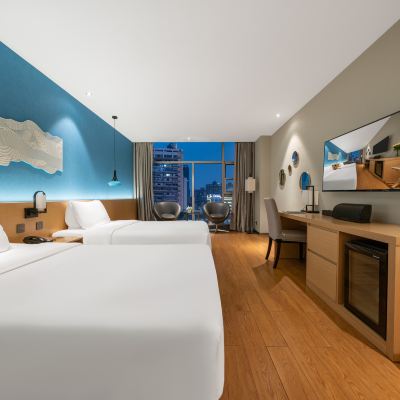 精選雙床房【落地窗+mini冰箱+藍牙音響】 桔子飯店（重慶觀音橋龍湖新壹街店）優惠