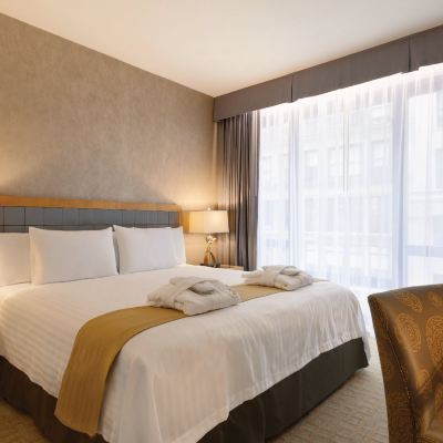 Executive Queen Suite Executive Hotel le Soleil New York Promo Code