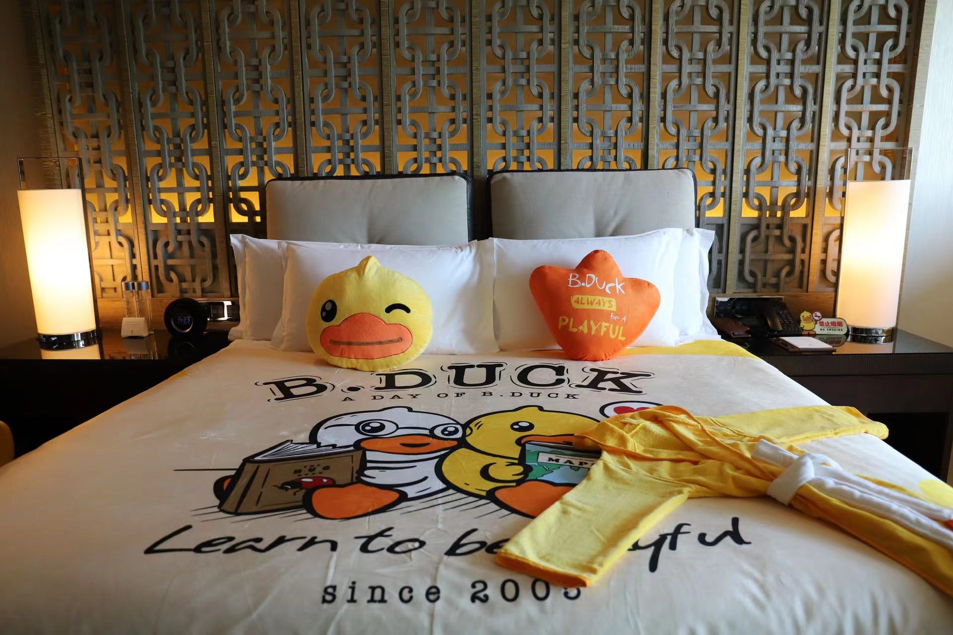 B.Duck小黄鸭亲子主题房