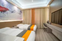 Colorful Danxia Flower House Hotel