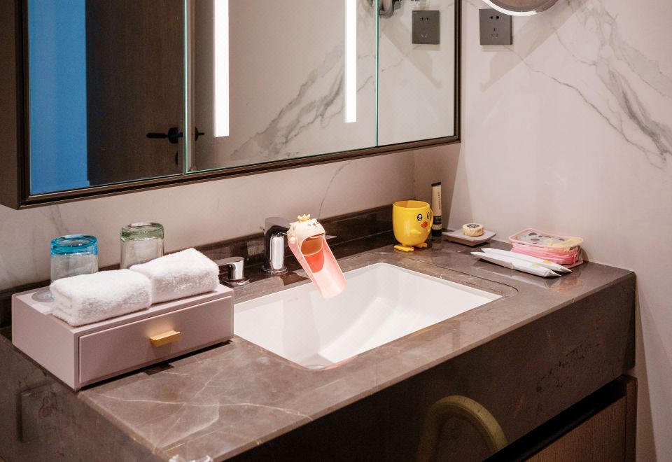 卡比熊藝術親子主題房