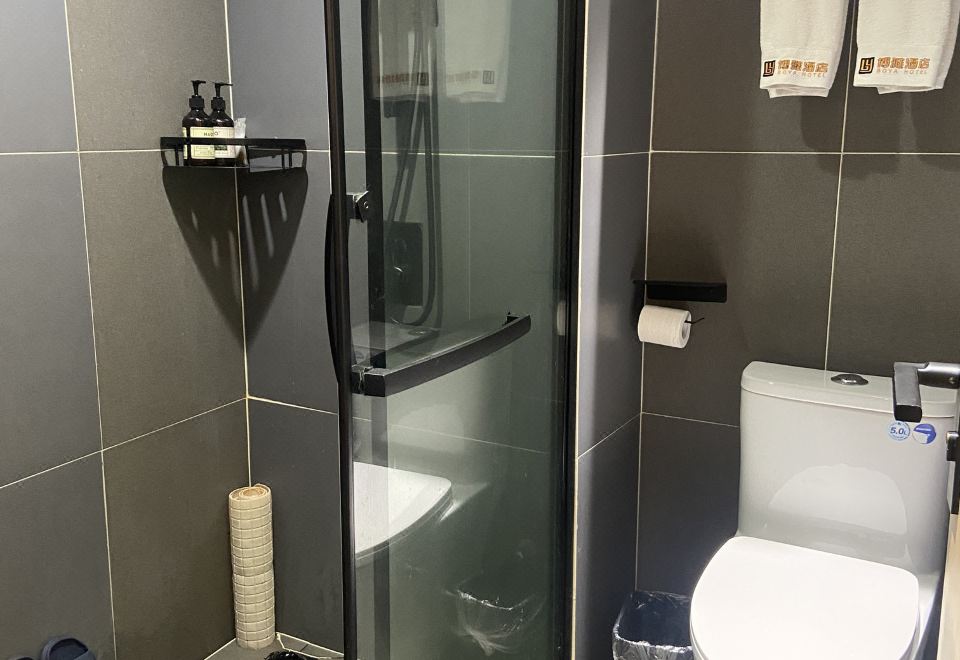 雅致双床房 |智能轻奢+全景落地窗