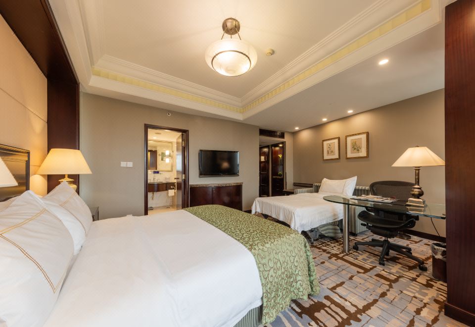 豪華城景家庭房