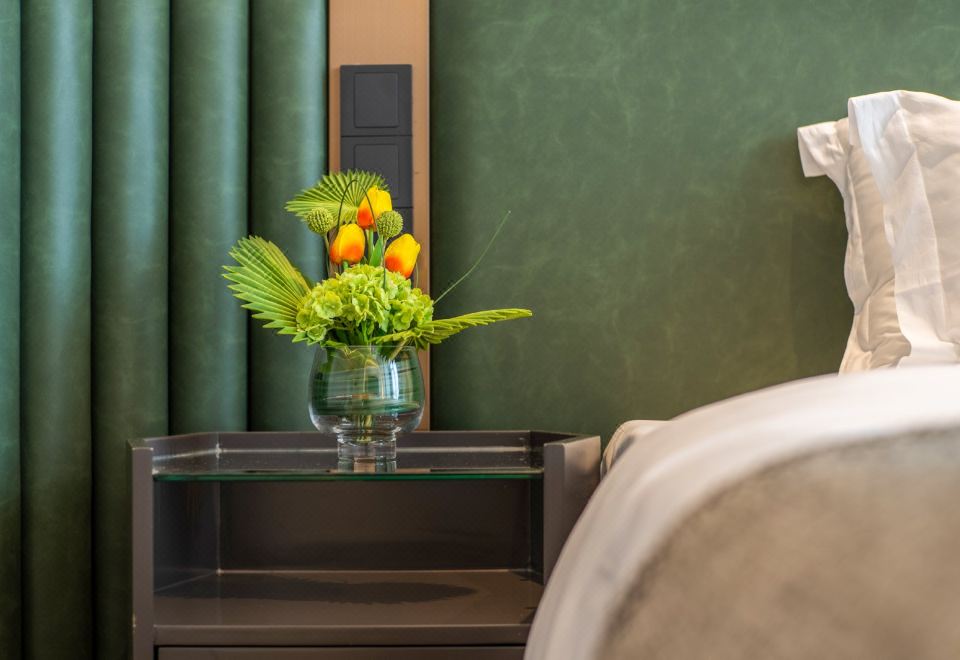 Leisurely·豪华大床房「智能客控+minibar+浴缸泡澡」