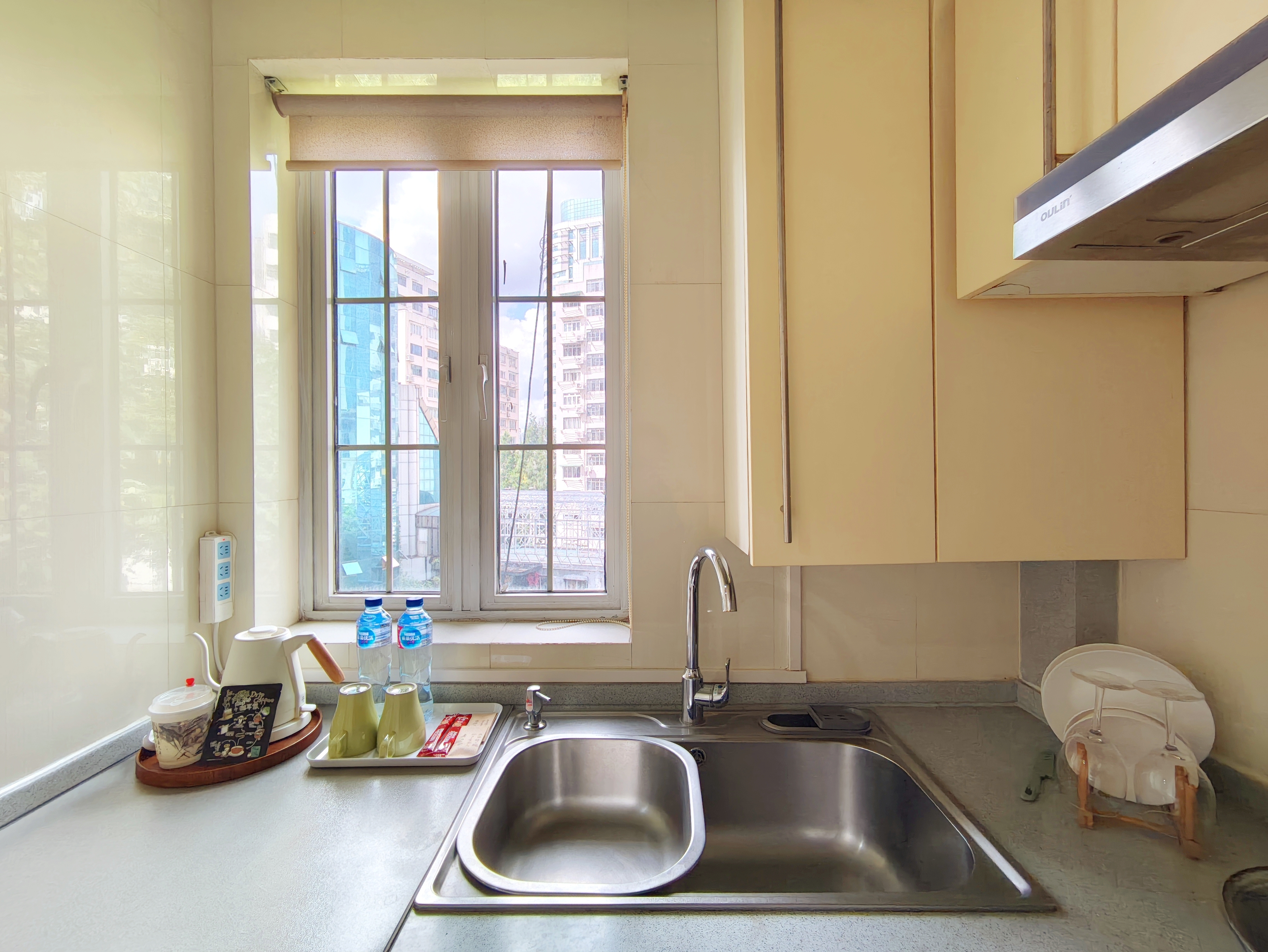 精致大床間| 西門子洗衣機| 燃氣灶廚房