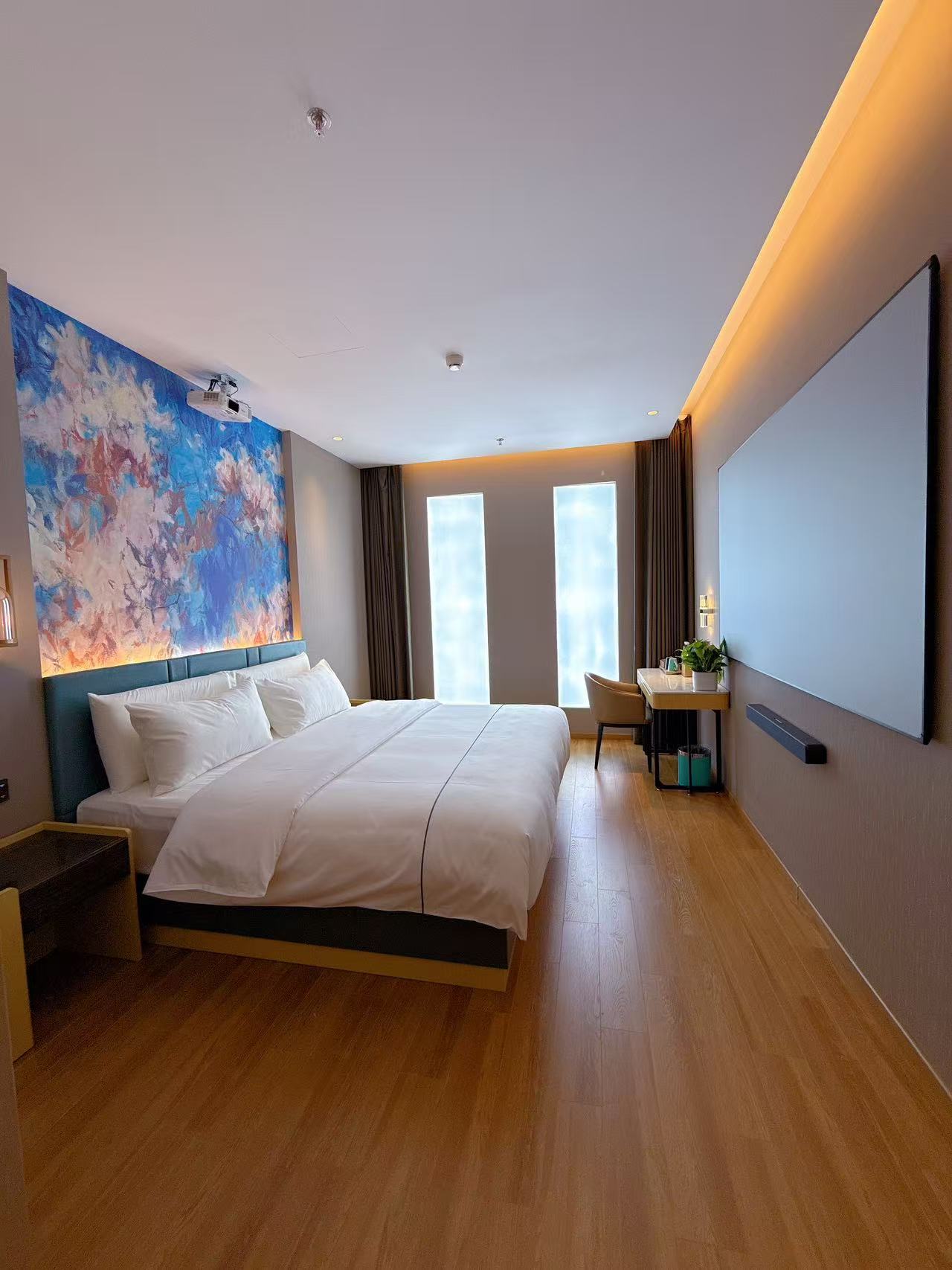 影音悦享輕雅大床房