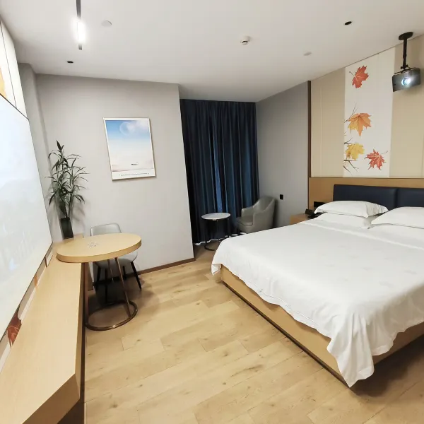 浪漫私人影咖巨幕影院房（零压床垫+片库无限观影）