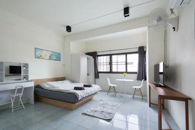 ห้องควีนไซส์กว้างขวาง อนุญาตให้นำสัตว์เลี้ยงเข้าพักได้