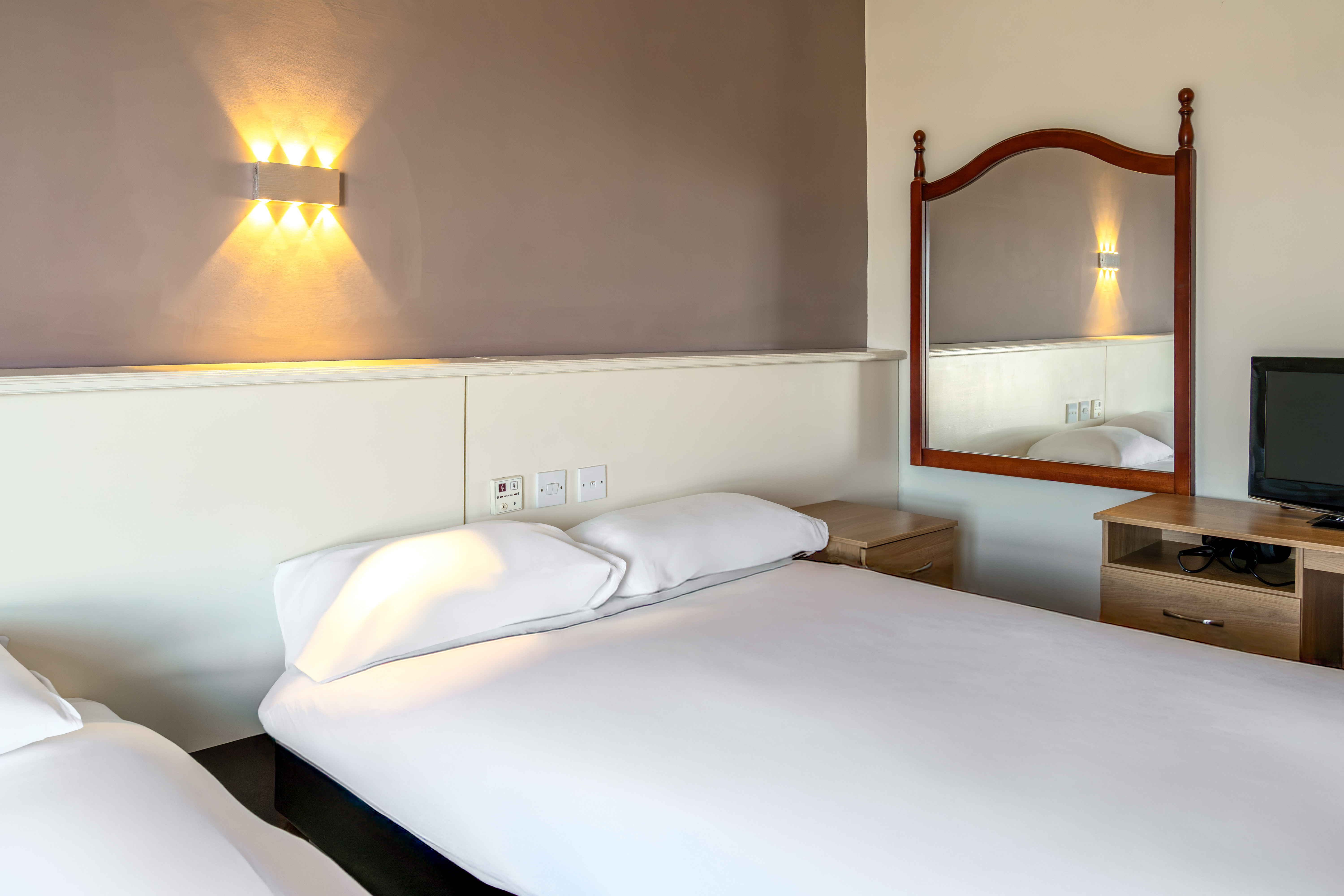 家庭房（2成人+2小童）