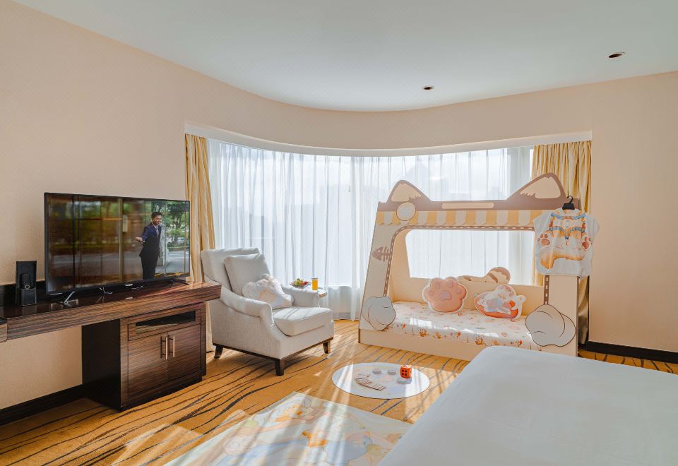 IYEE萌宠主题亲子房