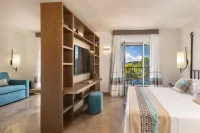 El Faro Hotel & Spa